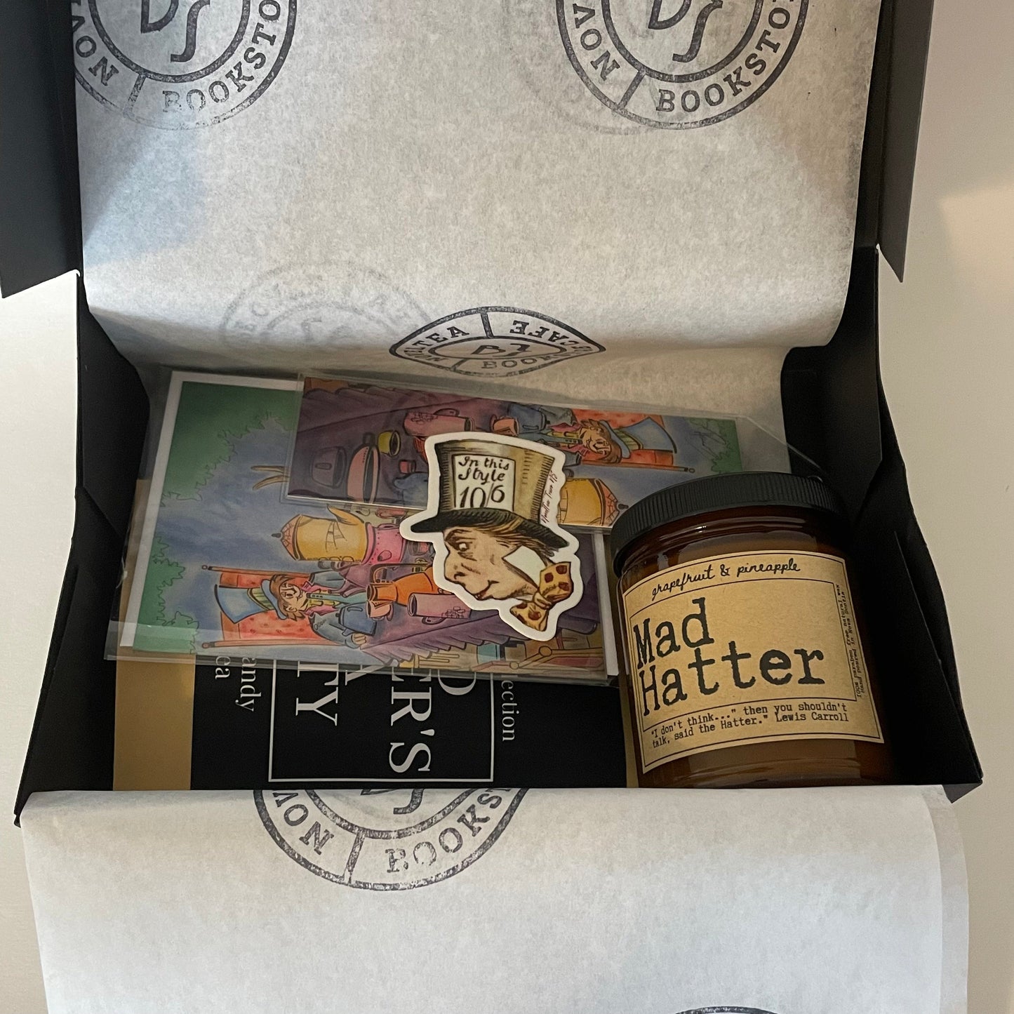 Alice's Adventures in Wonderland Gift Box