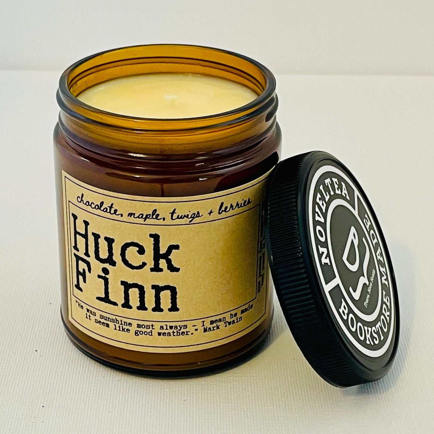 Huck Finn - Chocolate & Maple Scented Candle Jar