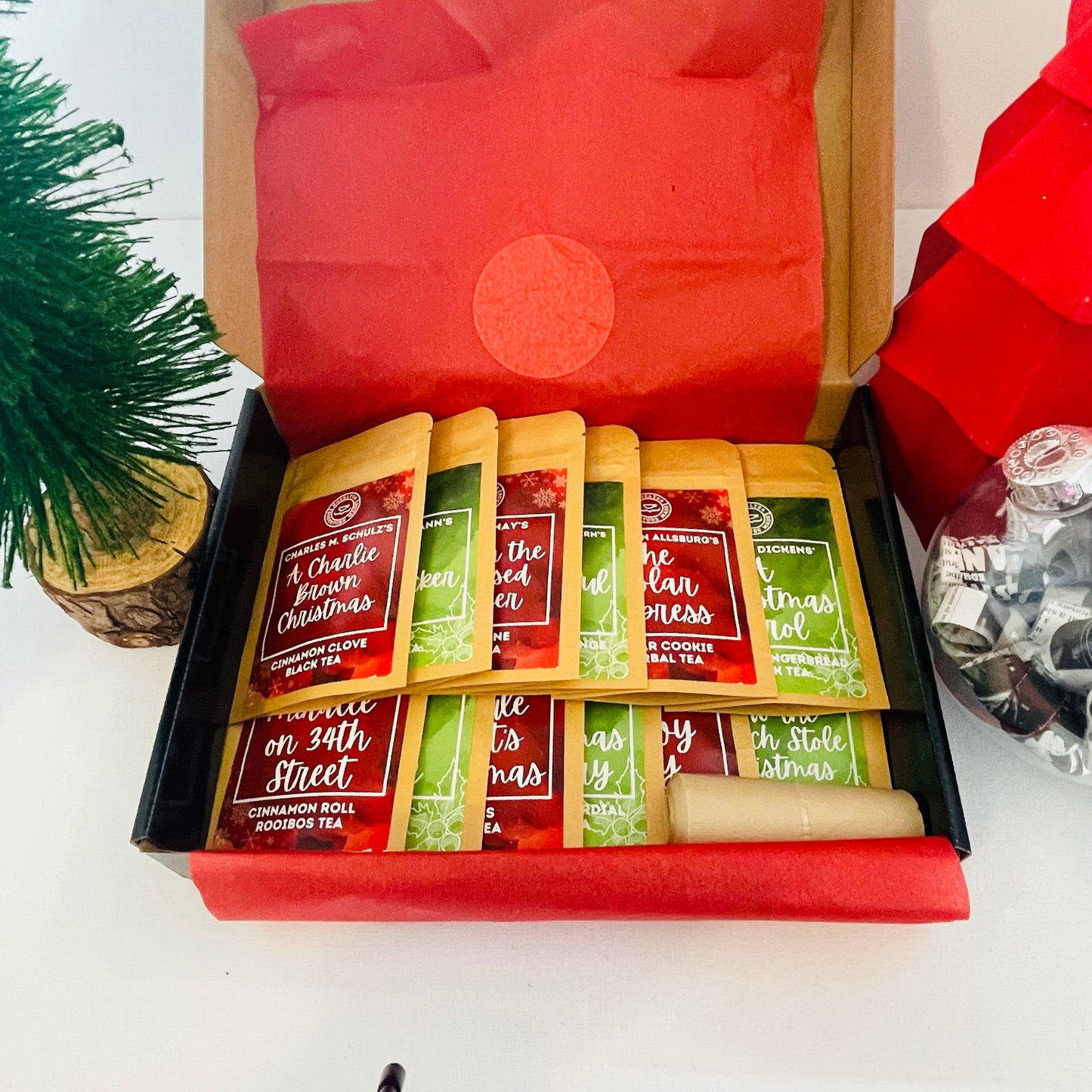 The Holiday Collection Tea Box